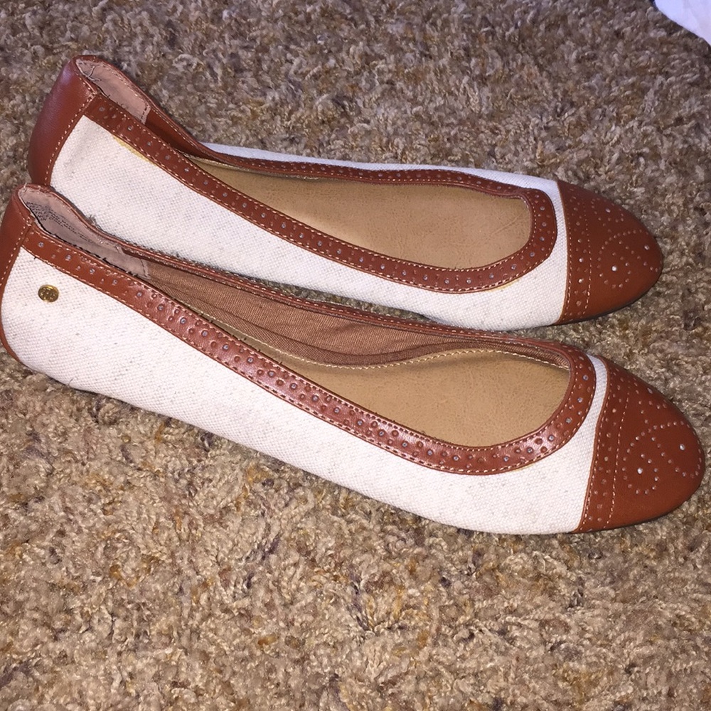 G.H. Bass Flats